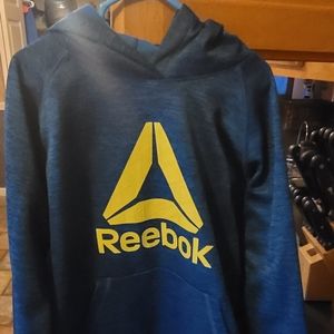 Boys size small Reebok sweatshirt